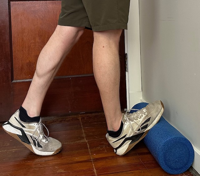 8 Best Calf Stretches to Relax Tight Leg Muscles - Physical